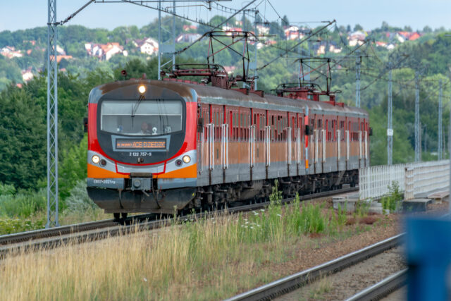 Zespół trakcyjny EN57-2021 — Cikowice